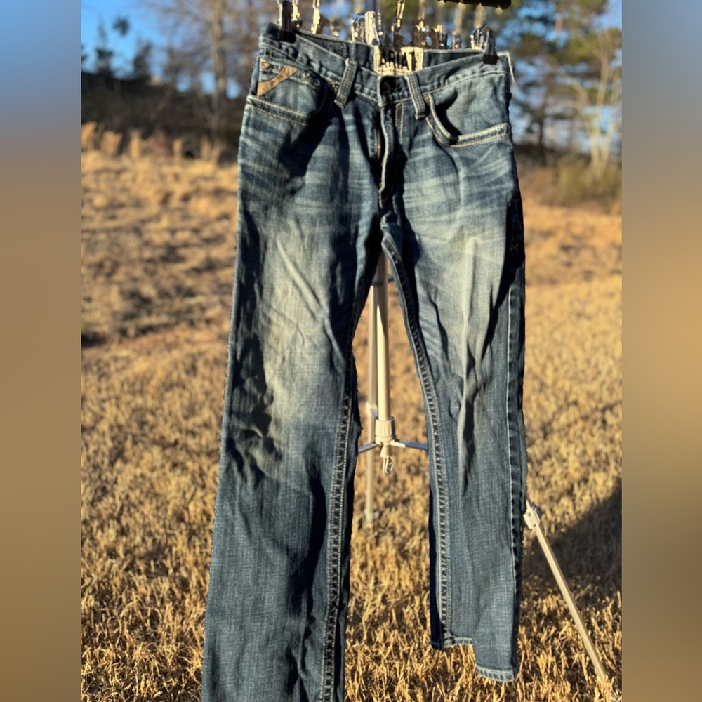 31/32 men’s Ariat jeans